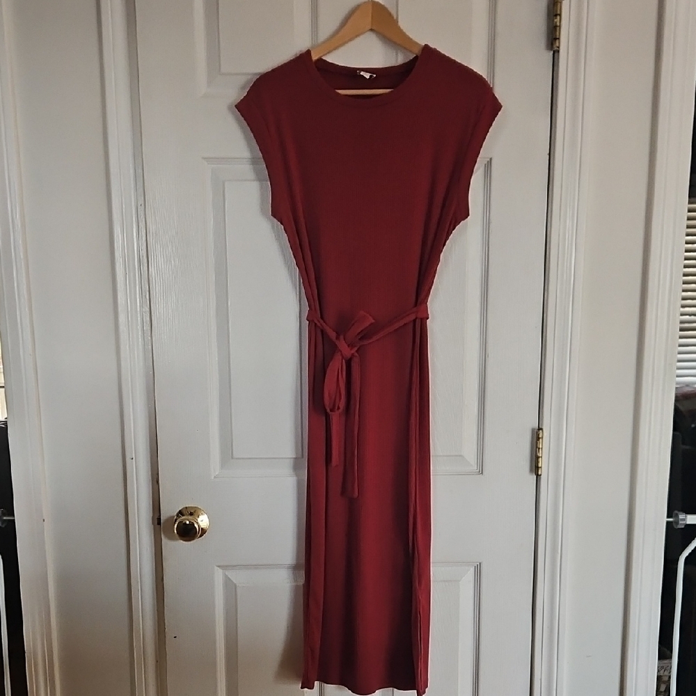 Francescas Deep Red Midi Dress